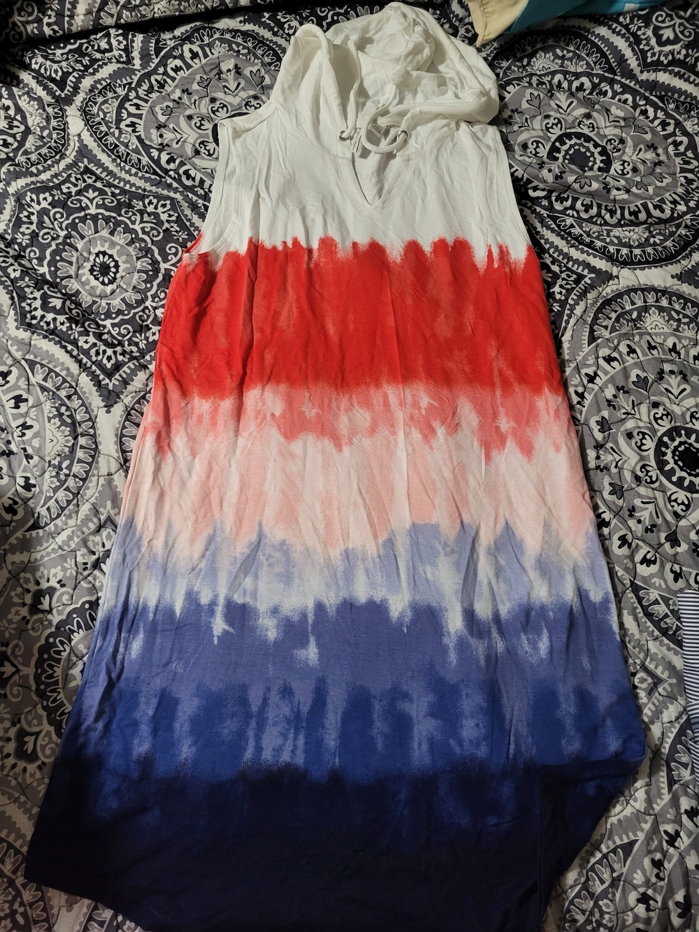 Sleeveless Tie-Dye Hoodie Dress in White, Red,  Blue